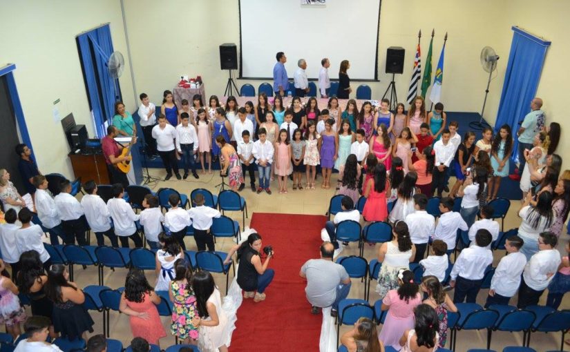 Formatura Escola Municipal Profª. Jacyra Landim Stori