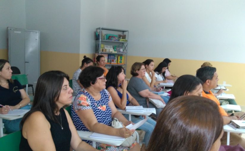 Centro Educacional mobiliza gestores da educação para debater Base Nacional Comum Curricular