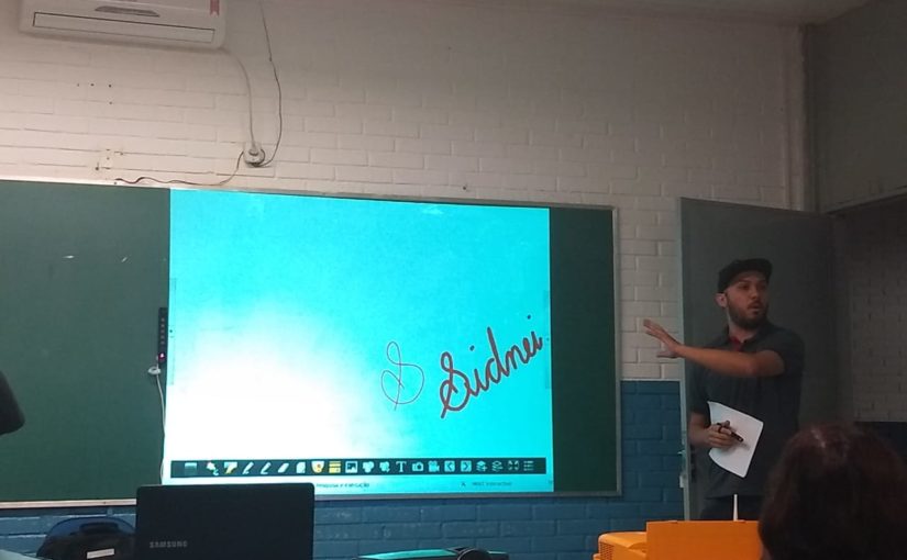 HTPC: TUTORIAL PARA USO DA LOUSA DIGITAL