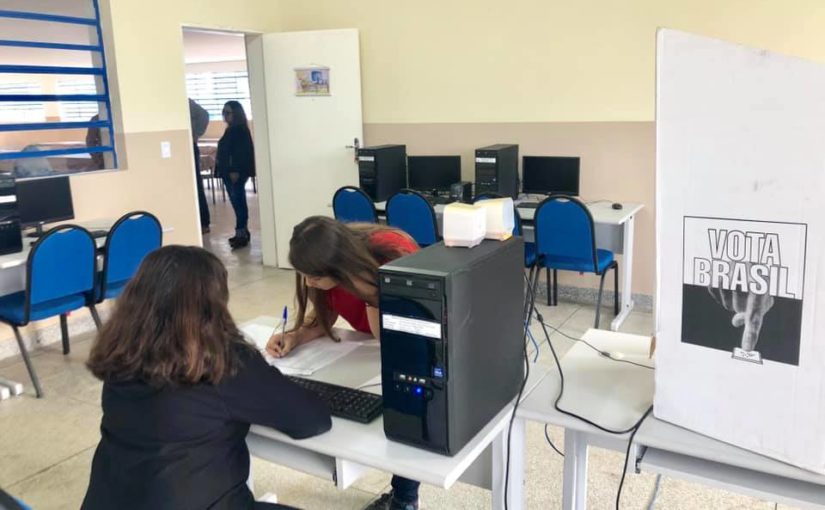 Escolas Sumie Baldissera e Oscar Kurtz Camargo definem Grêmios Estudantis