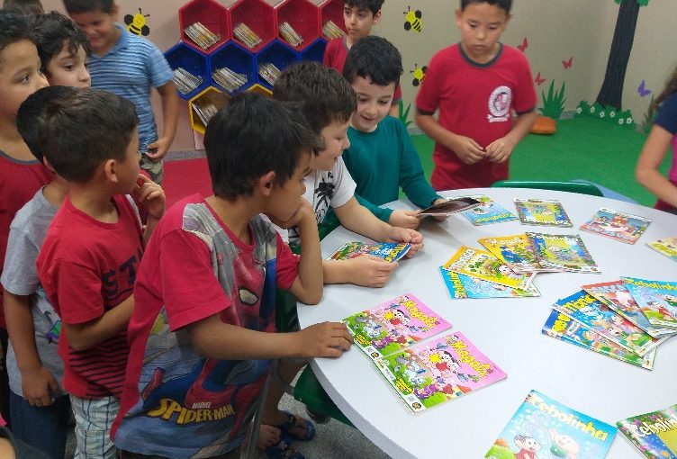 Universitários do Curso de Licenciatura em Pedagogia da Univesp de Capão Bonito criaram Sala de Leitura na escola Sumie Baldissera